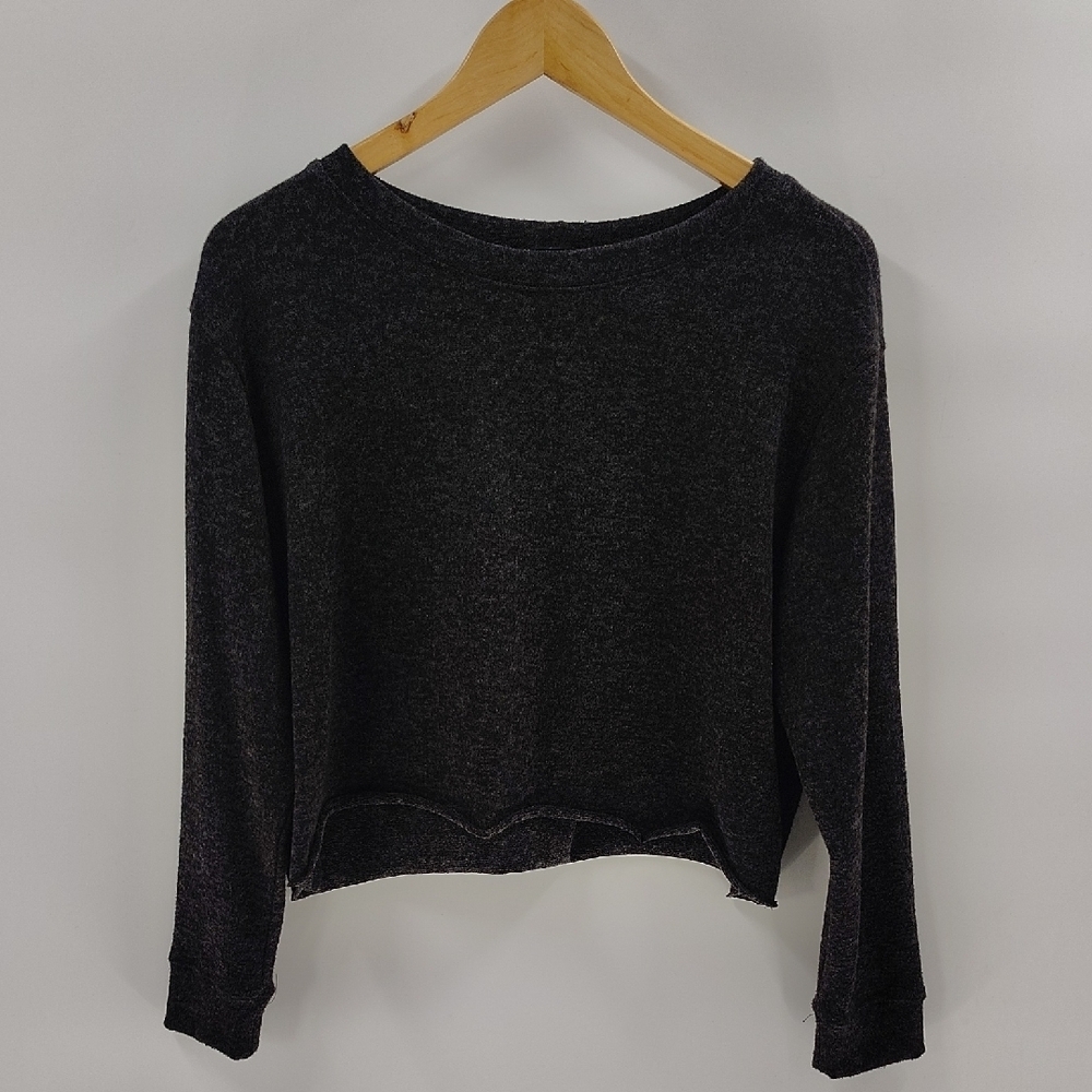 Agnes & Dora Cropped Pullover Size Small Dark Charcoal Raw hem